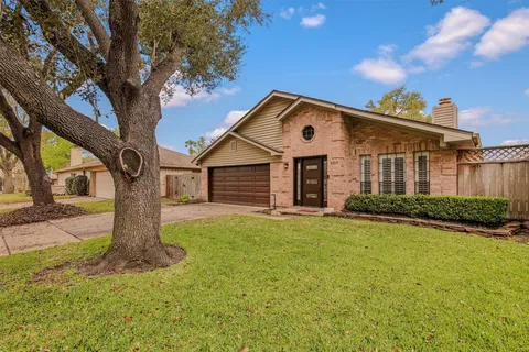 $365,000 | 2207 Briarwest Boulevard, Houston, TX 77077