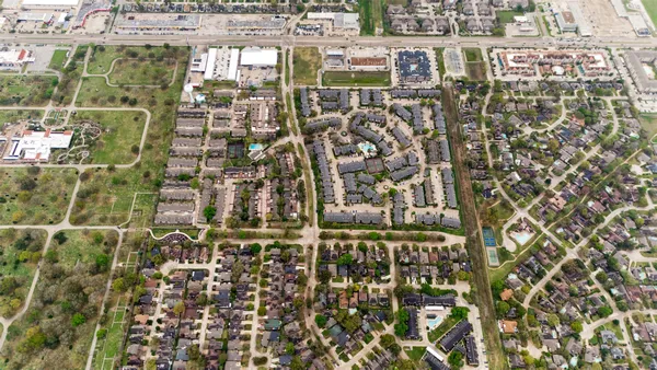 $365,000 | 2207 Briarwest Boulevard, Houston, TX 77077