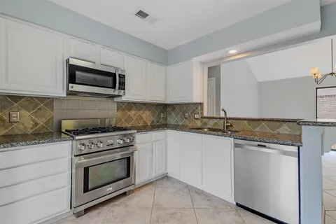 $365,000 | 2207 Briarwest Boulevard, Houston, TX 77077