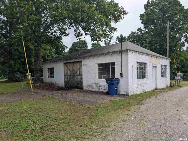 $74,900 | 532 Highway 146, Elizabethtown, IL 62931