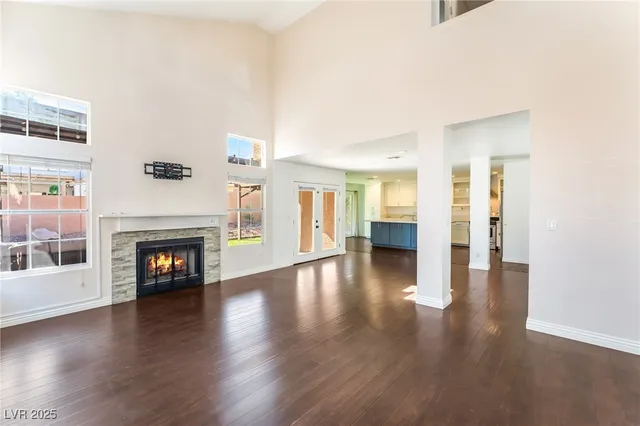 $2,500 | 7641 Sea Cliff Way, Las Vegas, NV 89128