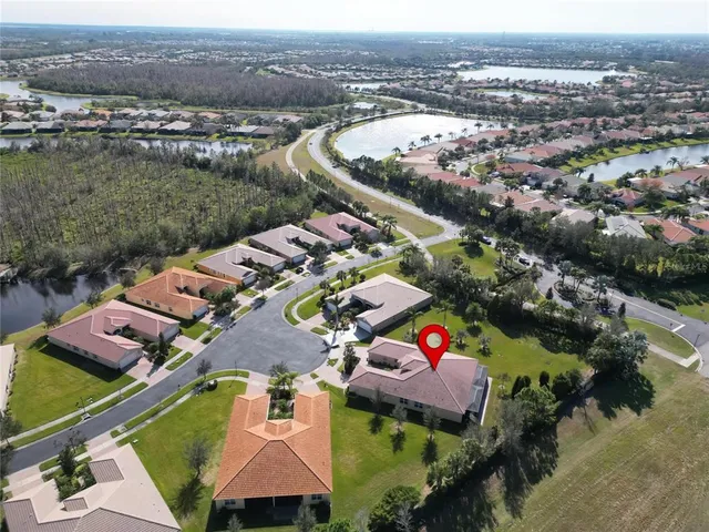 $360,000 | 15618 Aurora Lake Circle, Wimauma, FL 33598
