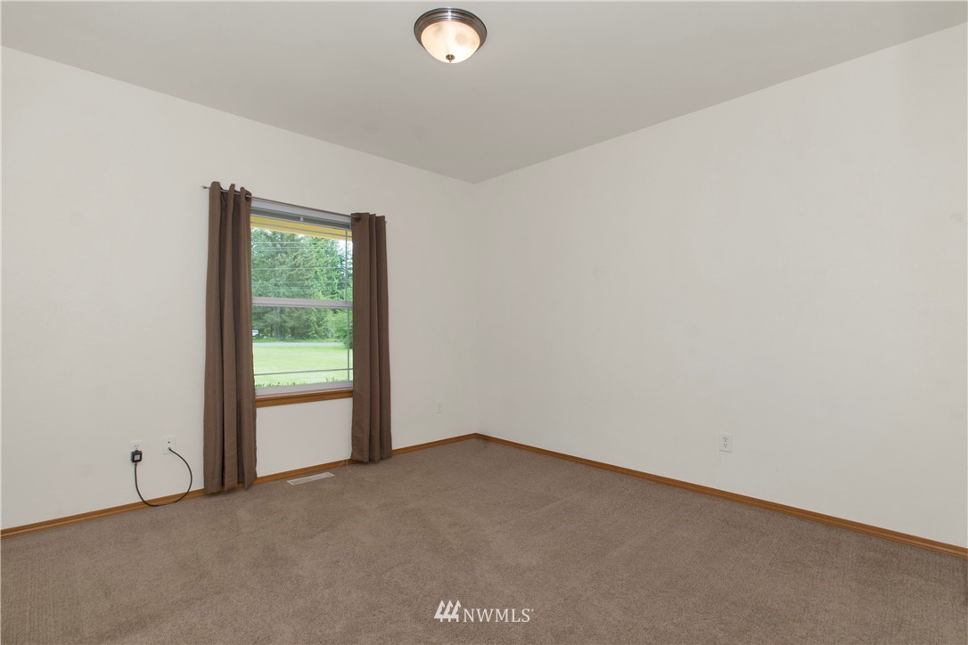 8945 Littlerock Road Southwest Olympia, WA 98512 - Photo 18 of 34 Gallery Image 18