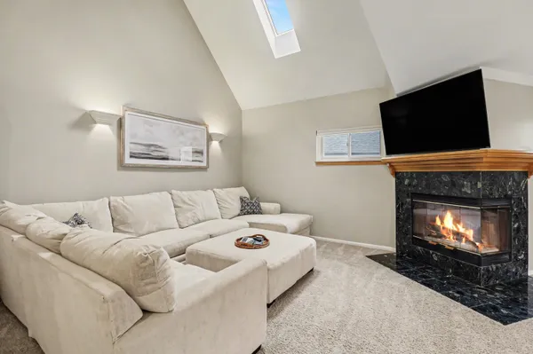 $425,000 | 439 Sommerset Court, Ann Arbor, MI 48103