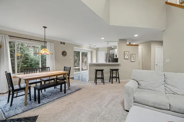$425,000 | 439 Sommerset Court, Ann Arbor, MI 48103