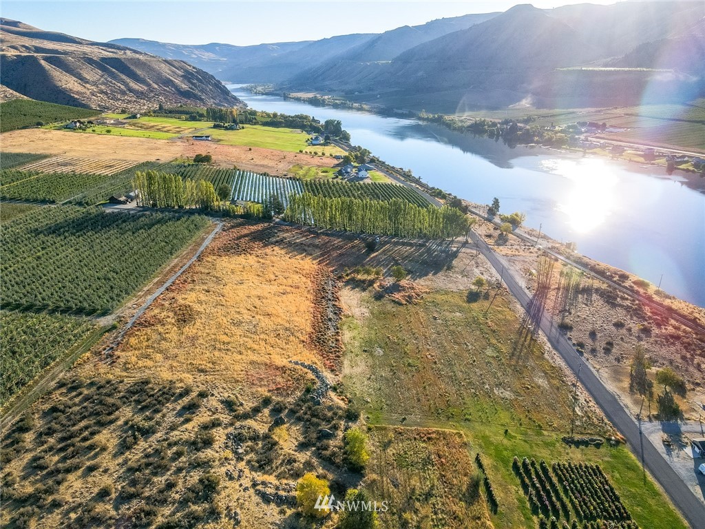 -lot E Stayman Flats Road Chelan, WA 98816 - Photo 3 of 13 Gallery Image 3