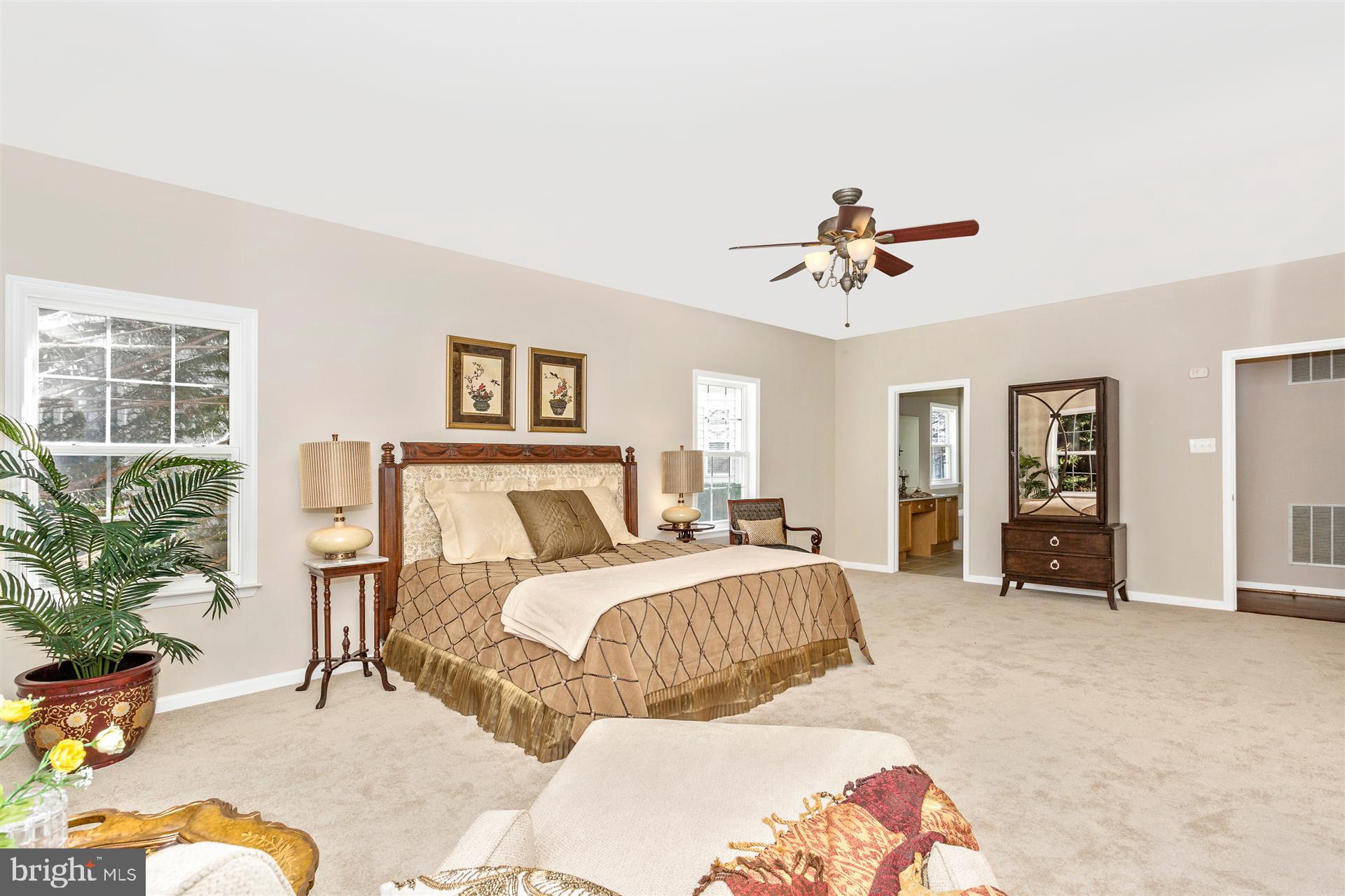11223 Country Club Road New Market, MD 21774 - Photo 16 of 34 Main level master suite.
