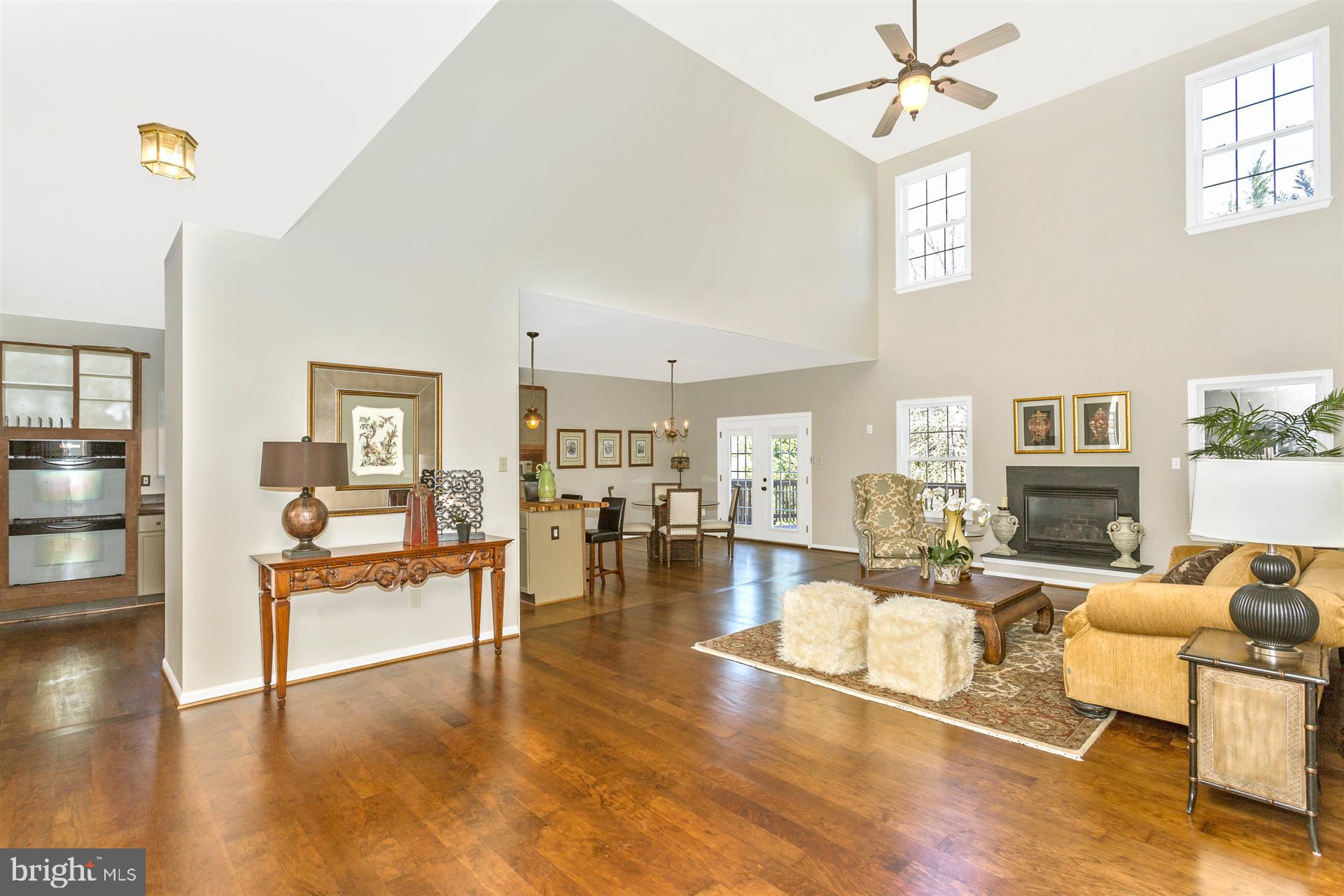 Large family room off of kitchen.