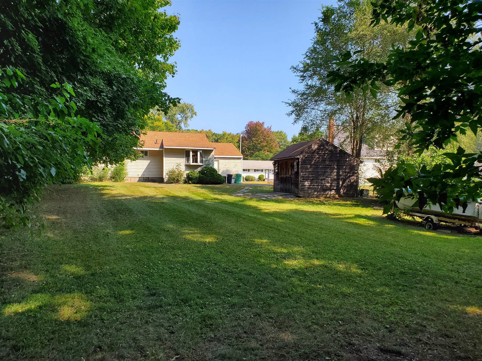 73 Hunting Road Colonie Village, NY 12205 - Photo 4 of 19 Photo 4