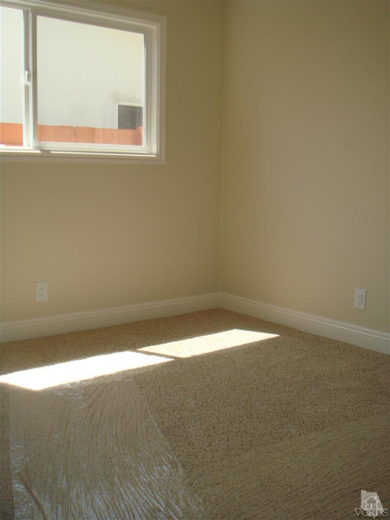 931 Azalea Street Oxnard, CA 93036 - Photo 17 of 24 Additional Photo