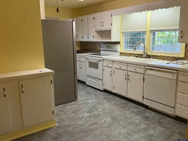 $240,000 | 2542 East B Street, Torrington, WY 82240