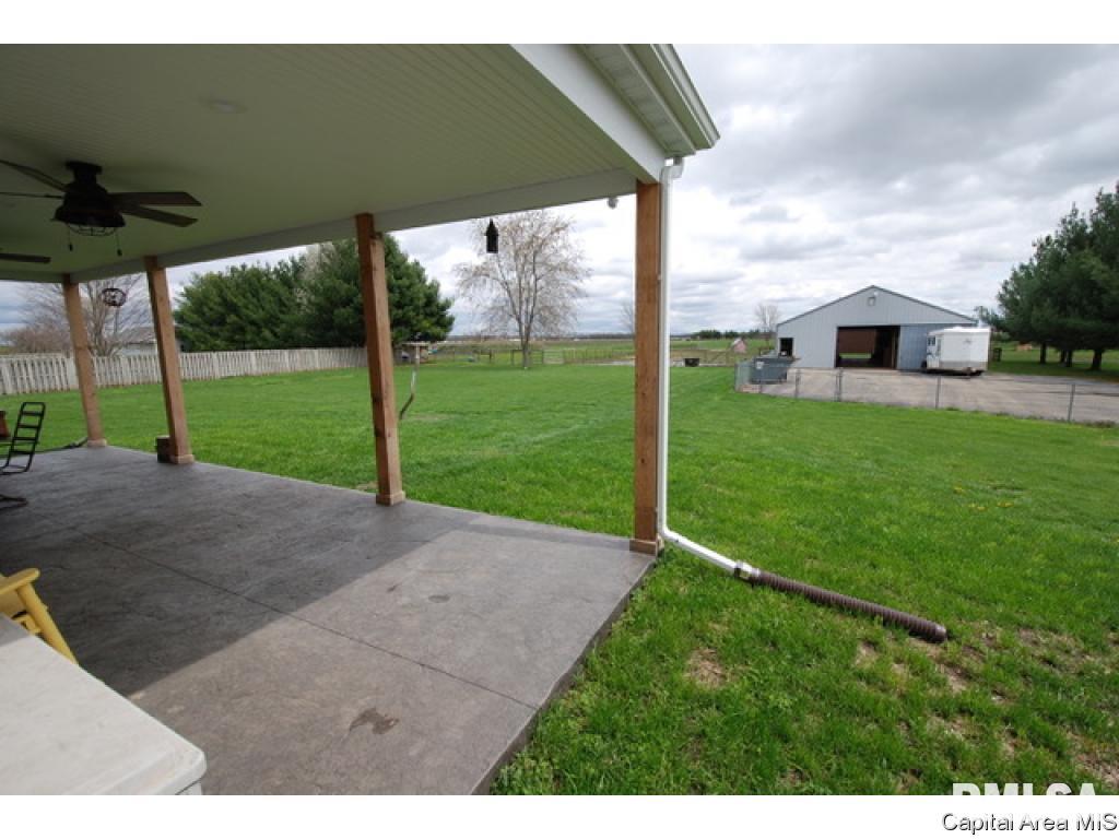 5828 North Lake Road Springfield, IL 62711 - Photo 26 of 30