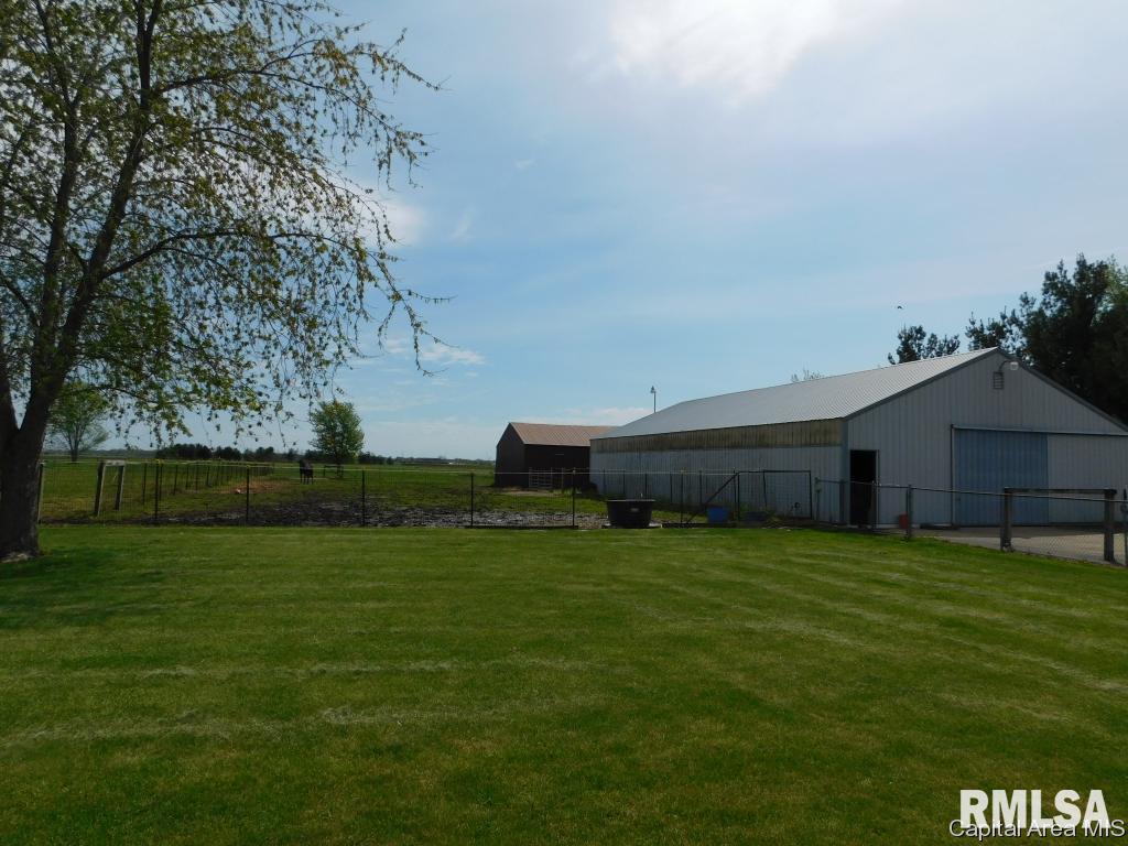 5828 North Lake Road Springfield, IL 62711 - Photo 28 of 30