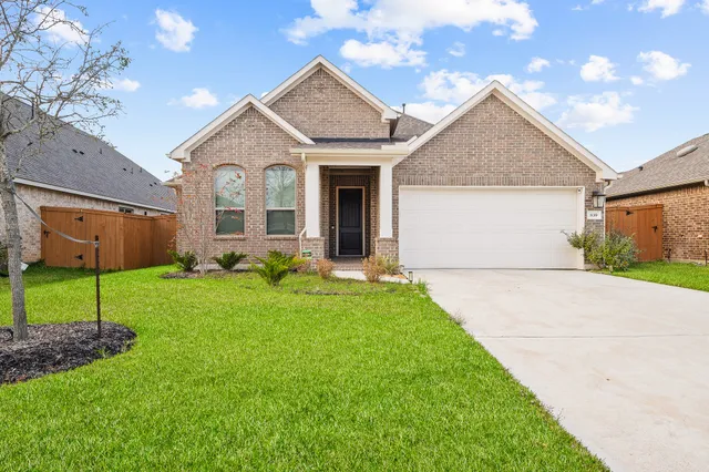 $375,000 | 839 Sarasota Shore Drive, Katy, TX 77493