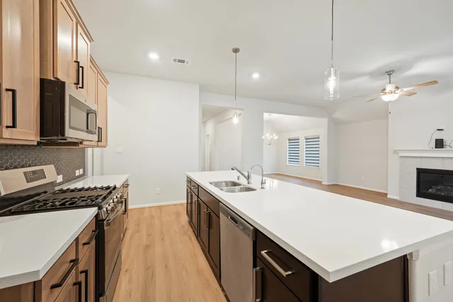 $375,000 | 839 Sarasota Shore Drive, Katy, TX 77493