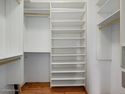 $699,000 | 816 West Oakdale Avenue, Unit 3, Chicago, IL 60657