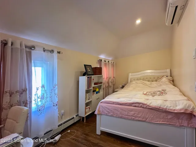 $728,000 | 11 Father Capodanno Boulevard | South Beach