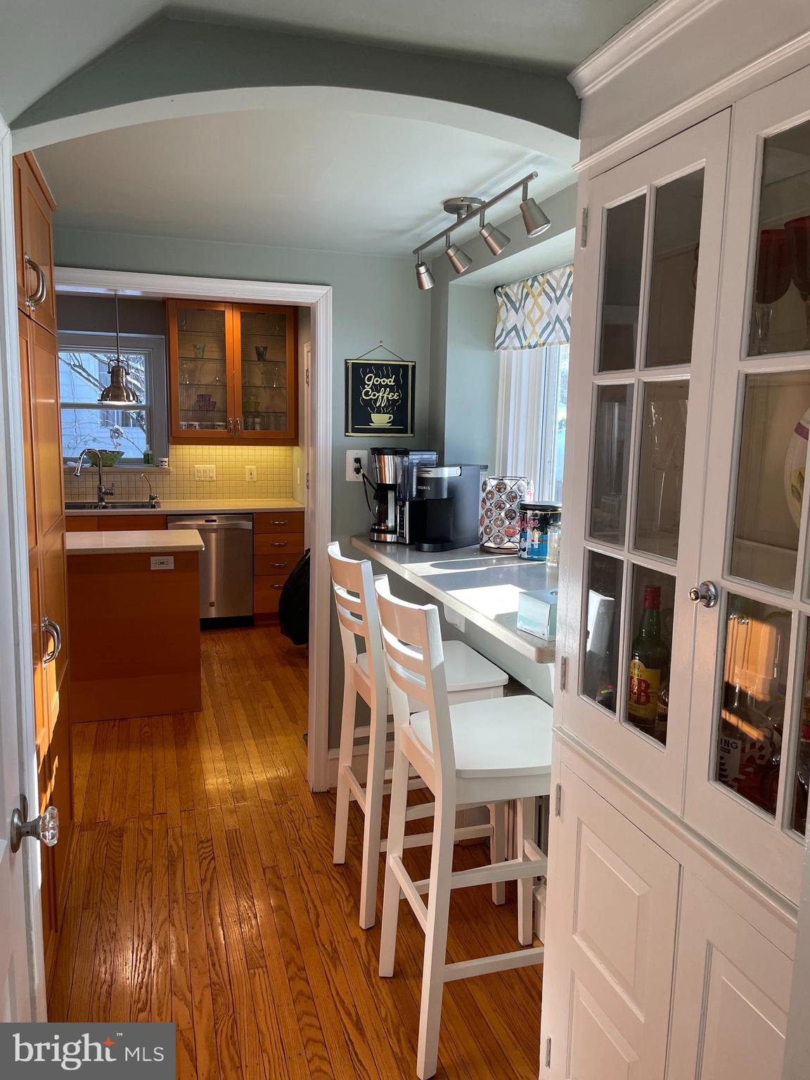 122 East Waverly Road Wyncote, PA 19095 - Photo 14 of 39 Breakfast nook showing built-in cupboard