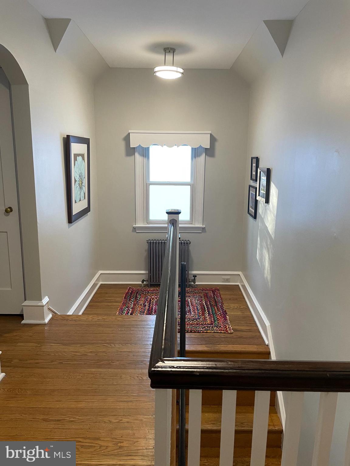 122 East Waverly Road Wyncote, PA 19095 - Photo 17 of 39 Sun light brightens the 2nd floor center hall