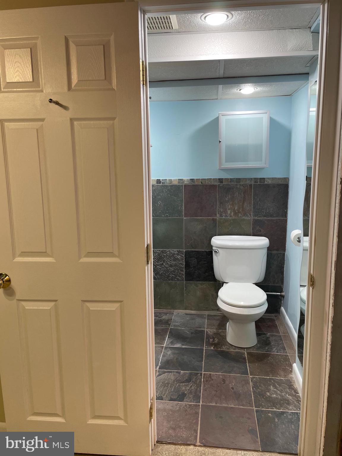 122 East Waverly Road Wyncote, PA 19095 - Photo 32 of 39 Full bathroom in basement