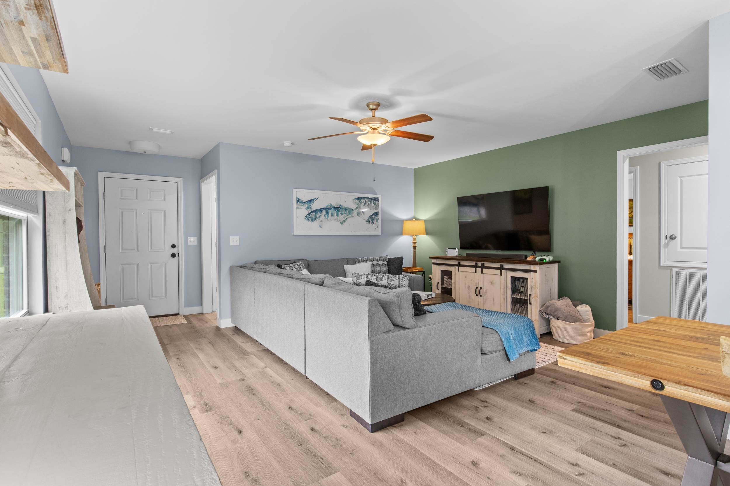 3852 Chesterfield Lane Foley, AL 36535 - Photo 11 of 34 Living Room