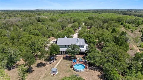 $879,900 | 550 League Line Road, Smithville, TX 78957