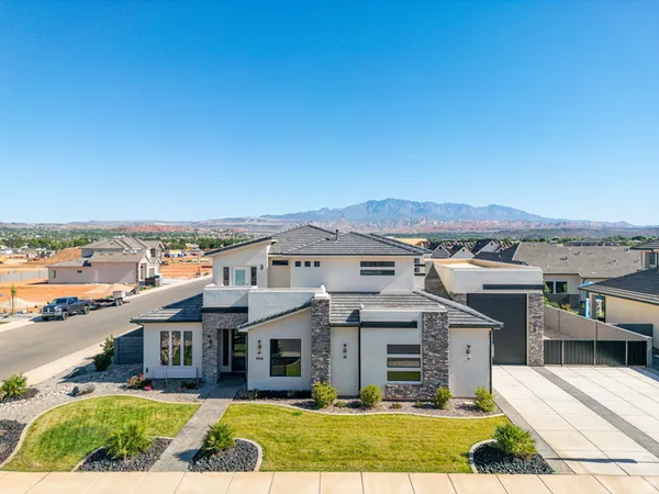 $1,099,000 | 466 West Lanz Circle, Unit 51, Washington, UT 84780
