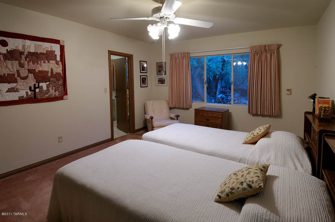 8353 East Tanque Verde Road Tucson, AZ 85749 - Photo 15 of 22