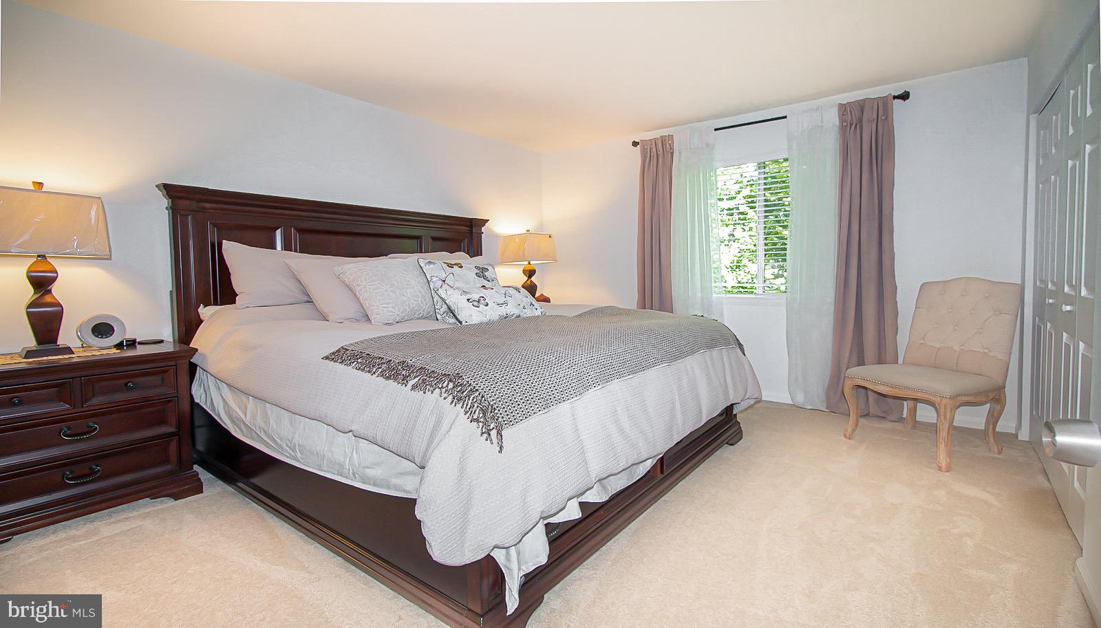1564 Goldenrain Court Reston, VA 20190 - Photo 18 of 36 Gallery Image 18