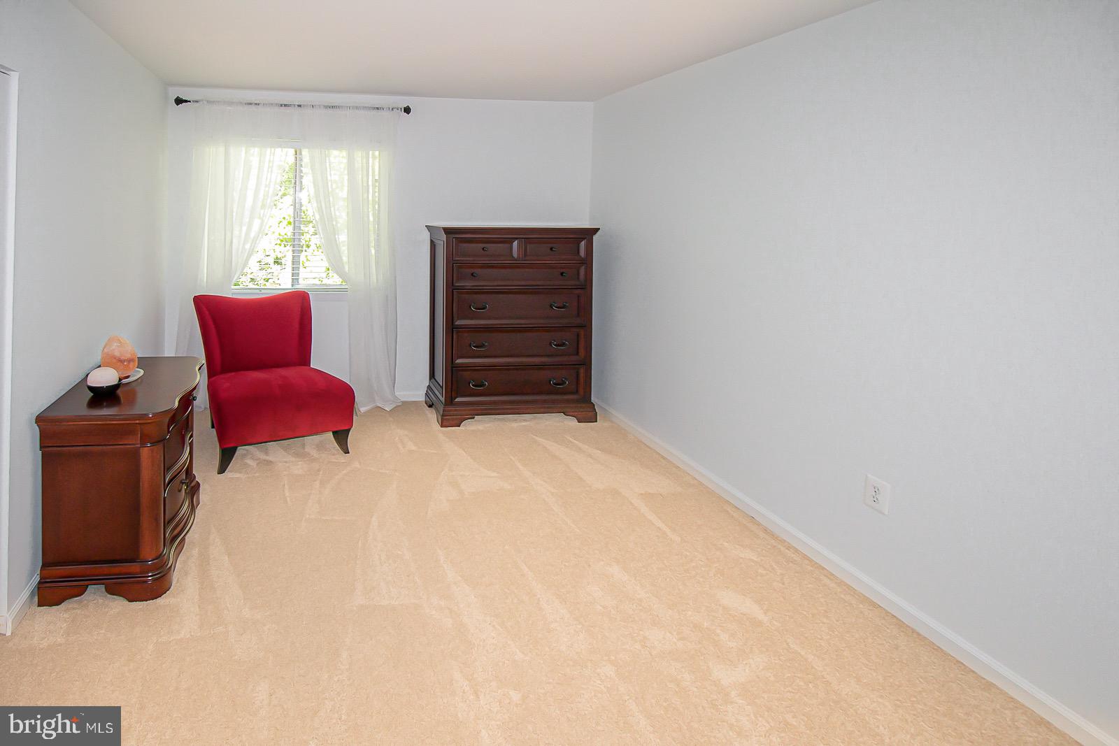 1564 Goldenrain Court Reston, VA 20190 - Photo 21 of 36 Gallery Image 21