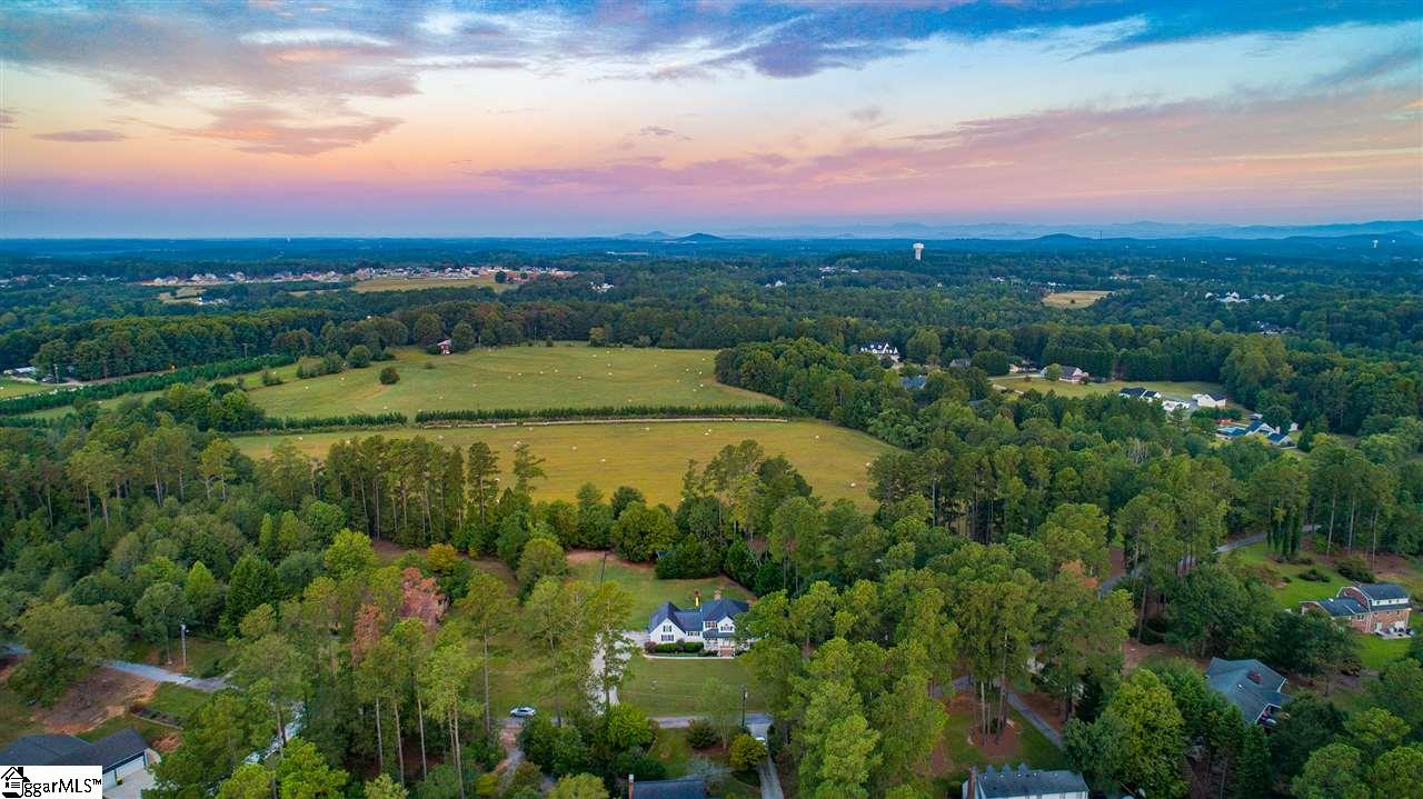 322 Sitton Road Easley, SC 29642 - Photo 2 of 35