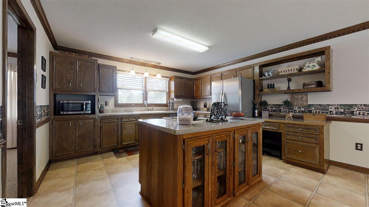 322 Sitton Road Easley, SC 29642 - Photo 11 of 35