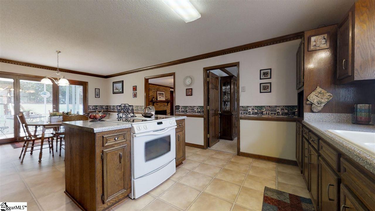 322 Sitton Road Easley, SC 29642 - Photo 13 of 35
