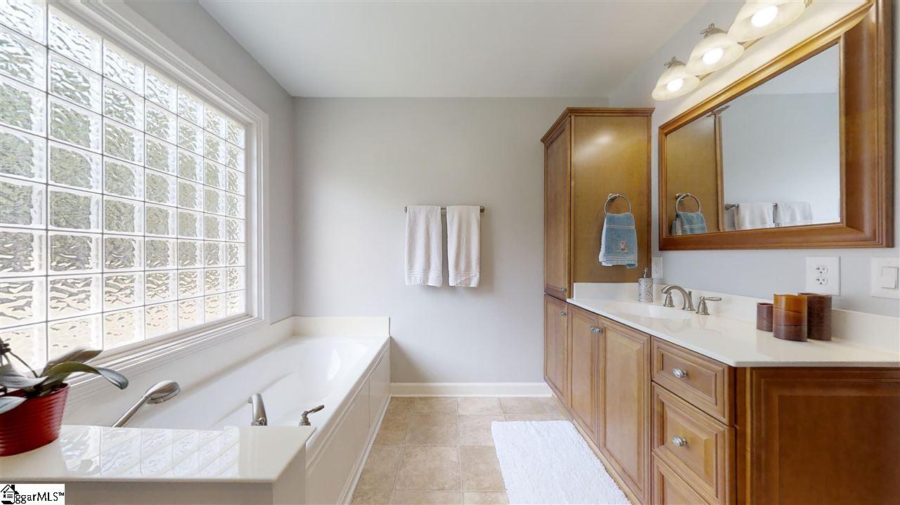 322 Sitton Road Easley, SC 29642 - Photo 17 of 35