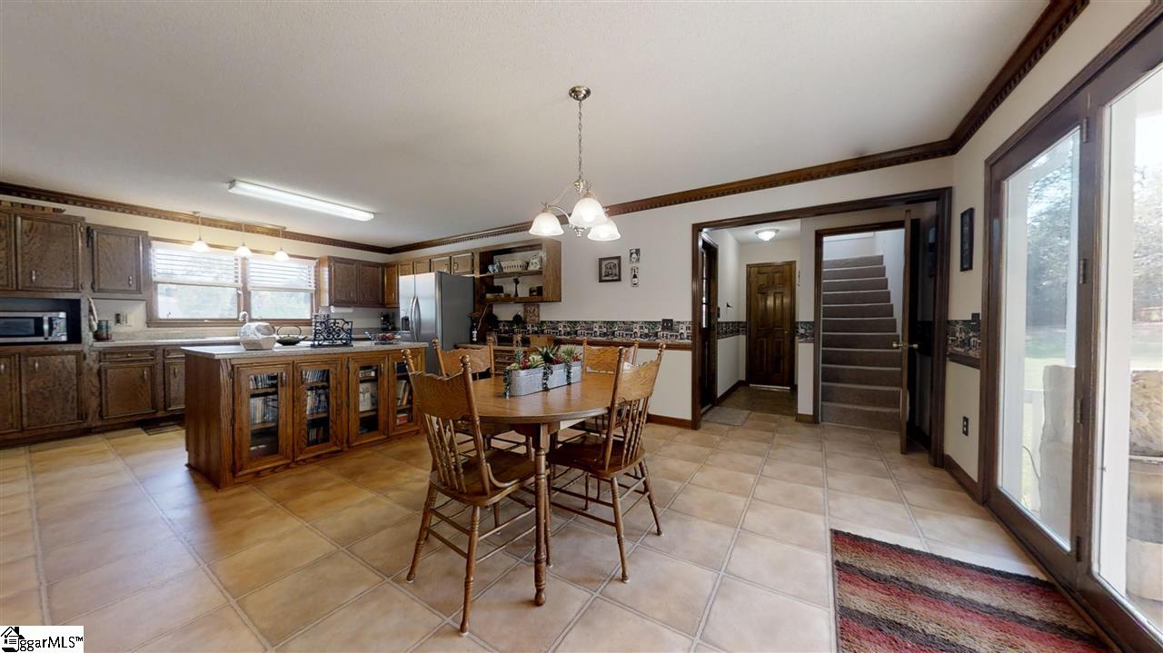 322 Sitton Road Easley, SC 29642 - Photo 10 of 35