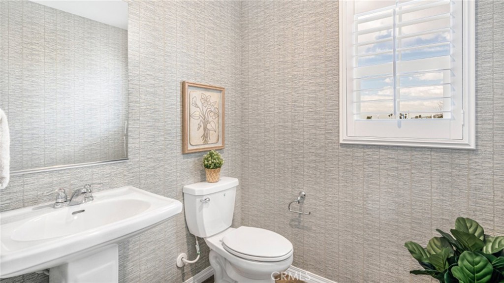 19253 Monticello Grv Way Riverside, CA 92507 - Photo 4 of 16 Residence 3 Model - not homesite