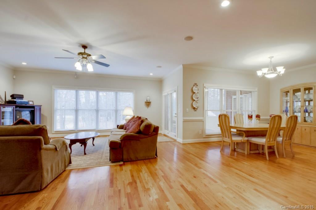 6601 Fox Ridge Circle Davidson, NC 28036 - Photo 14 of 21 Gallery Image 14