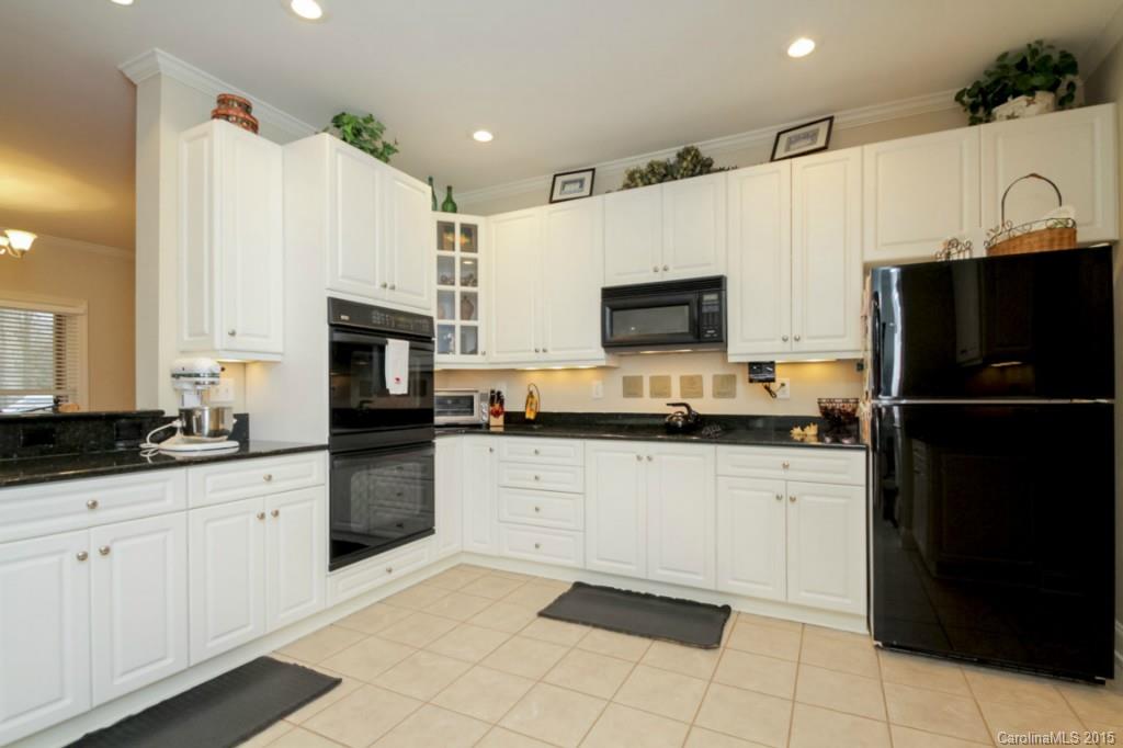 6601 Fox Ridge Circle Davidson, NC 28036 - Photo 10 of 21 Gallery Image 10
