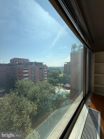 $169,999 | 1111 Arlington Boulevard, Unit 940, Arlington, VA 22209