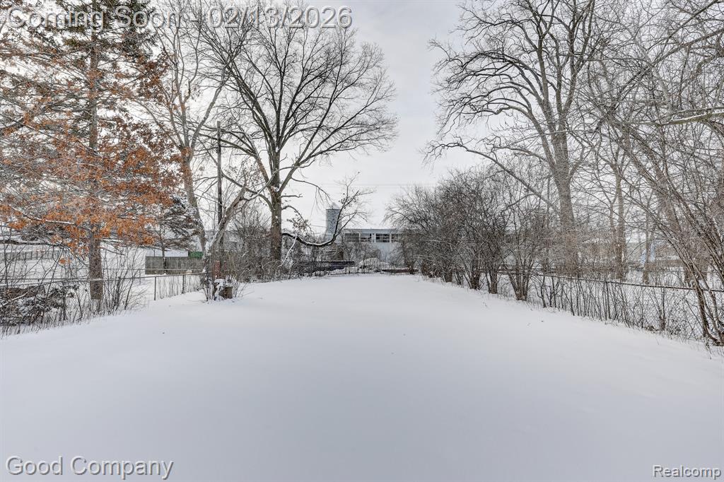 2863 Columbia Road Berkley, MI 48072 - Photo 26 of 34