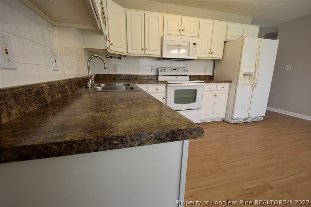 110 Inlet Drive Raeford, NC 28376 - Photo 13 of 40 Gallery Image 13