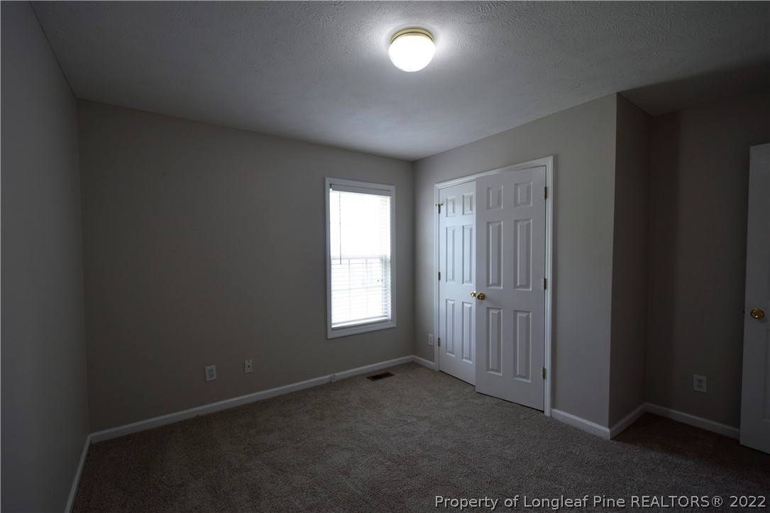 110 Inlet Drive Raeford, NC 28376 - Photo 17 of 40 Gallery Image 17