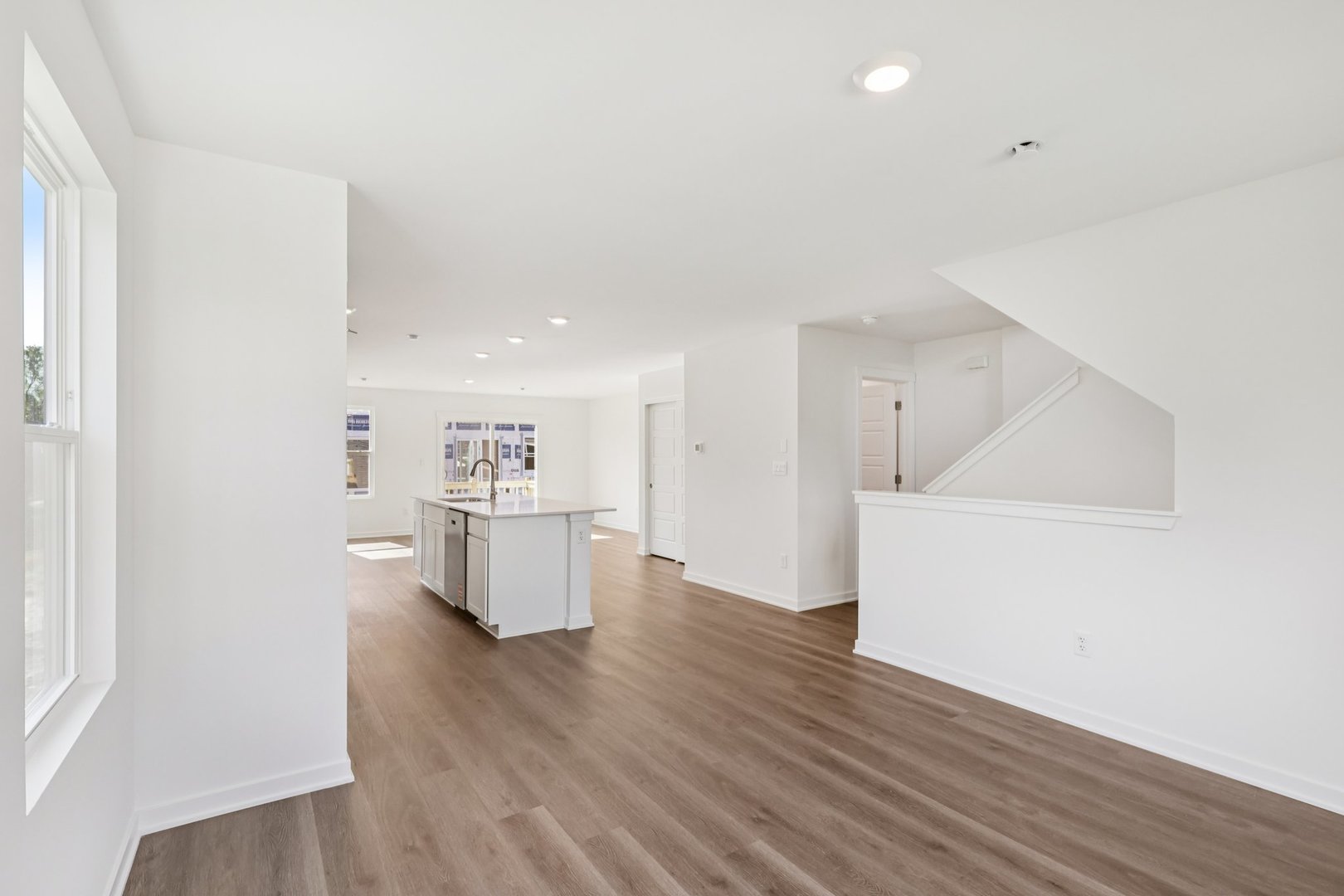 1441 Oakfield Lane Pingree Grove, IL 60140 - Photo 3 of 58