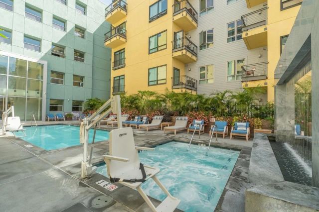 a view of an outdoor kitchen