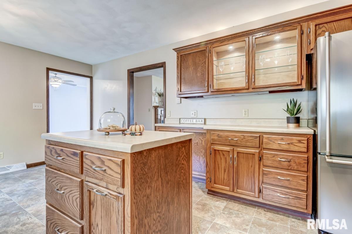 4115 South 3rd Street Springfield, IL 62703 - Photo 9 of 32 Gallery Image 9