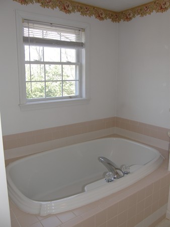 12 Padden Road Franklin, MA 02038 - Photo 19 of 30 Gallery Image 19