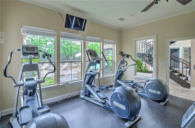 $1,395 | 6000 Shepherd Mountain Cove, Unit 2106, Austin, TX 78730