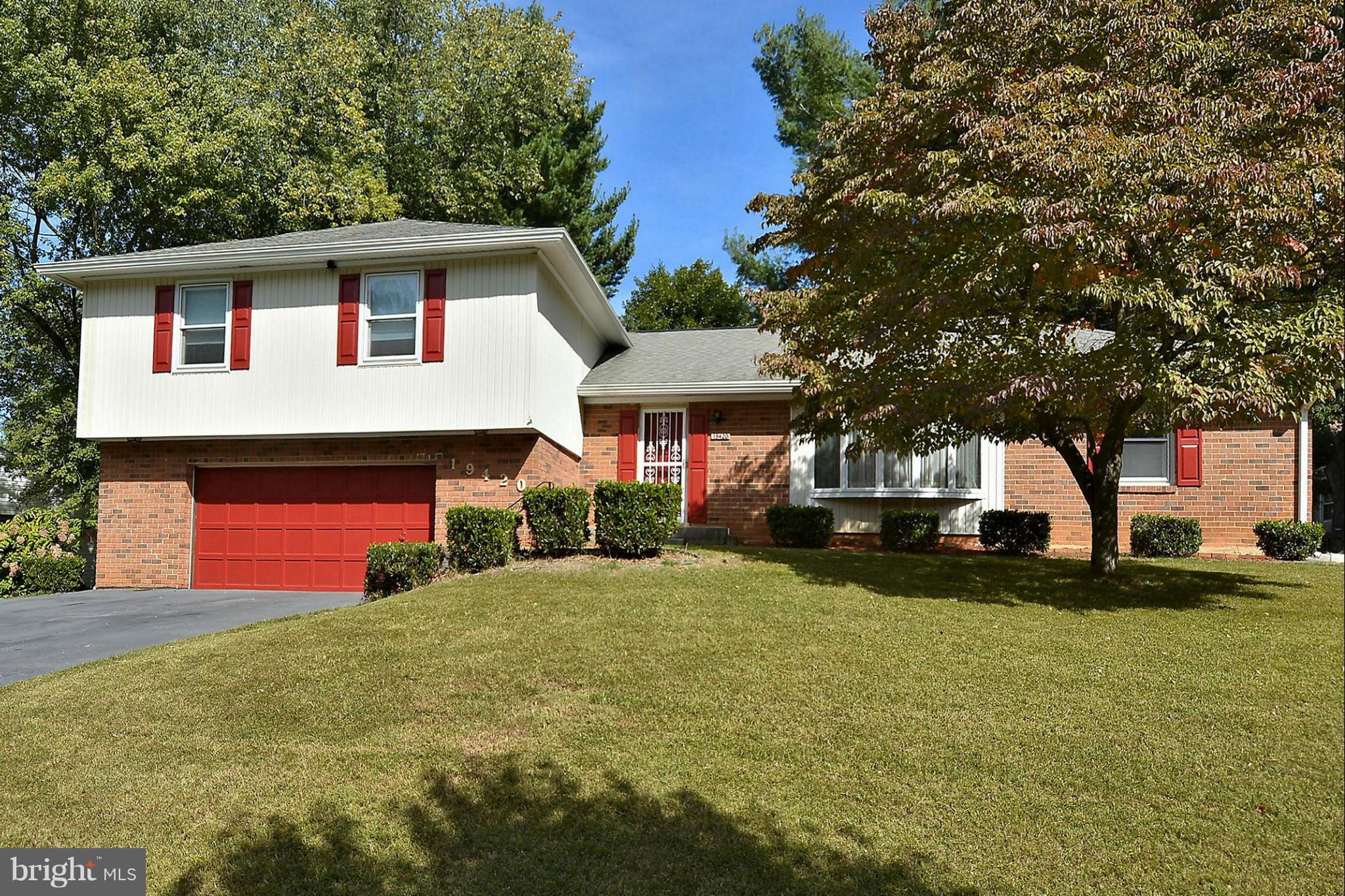 19420 Treadway Road Brookeville, MD 20833 - Photo 1 of 30 Exterior (Front)