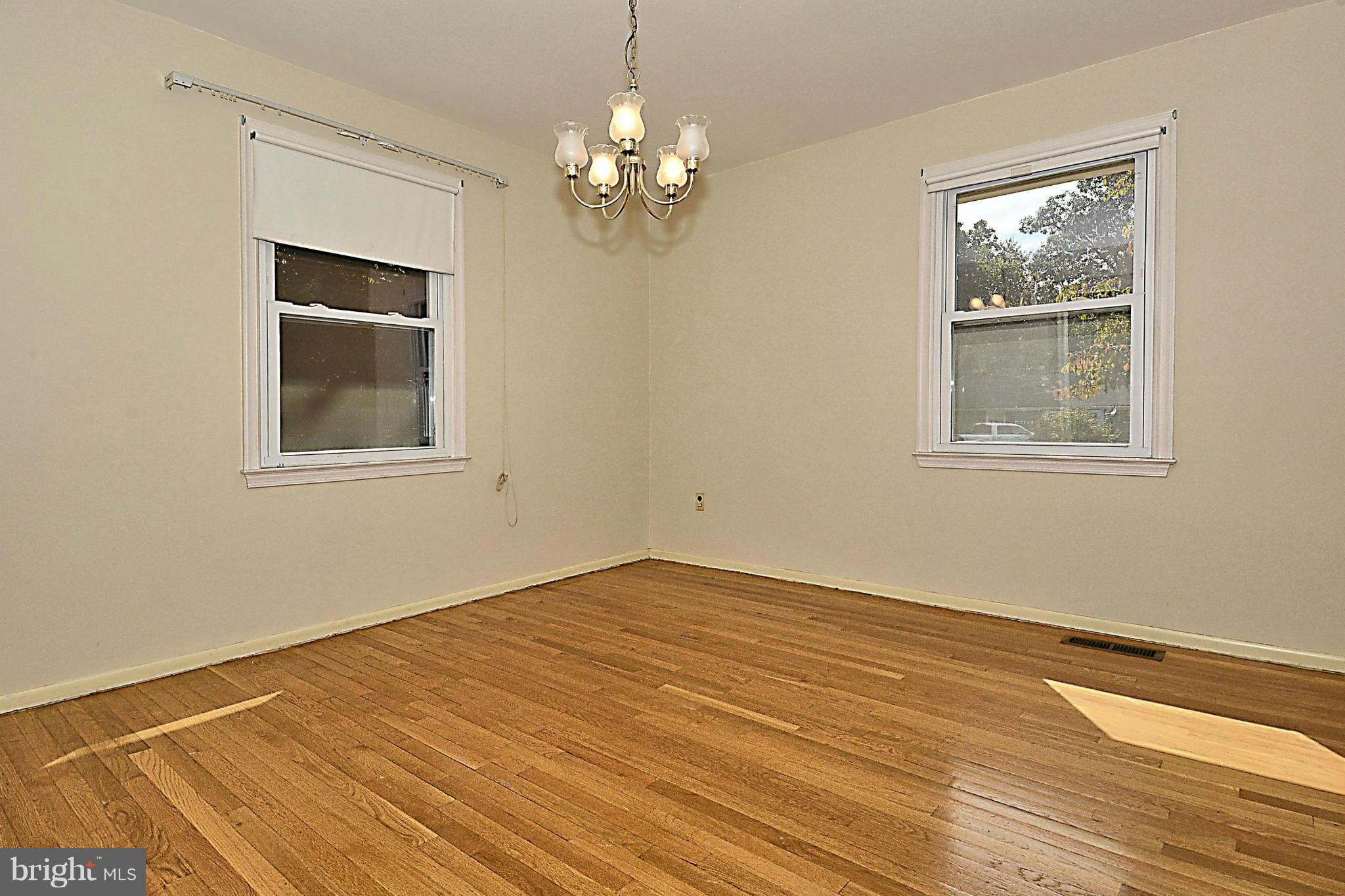19420 Treadway Road Brookeville, MD 20833 - Photo 10 of 30 Dining Room