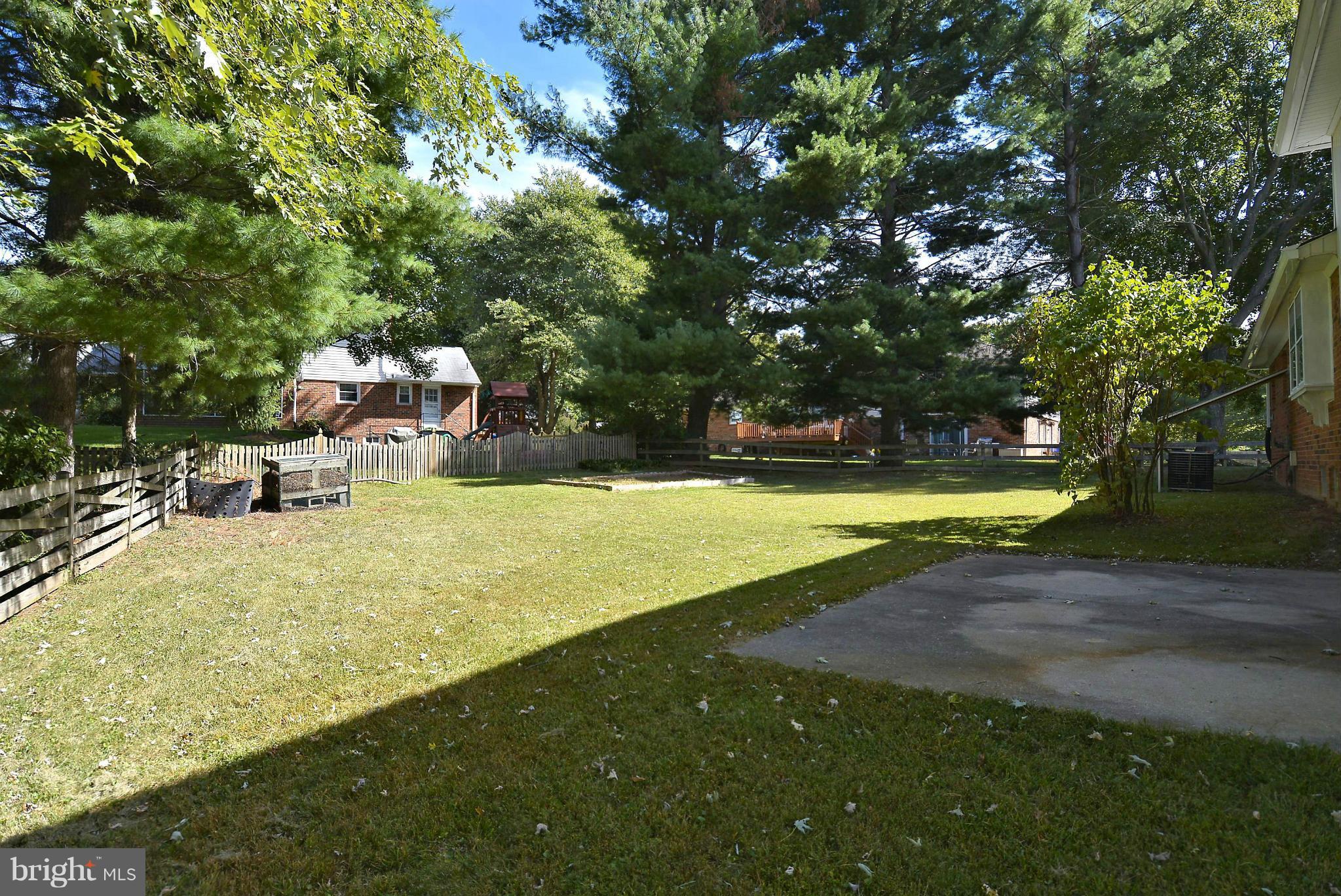 19420 Treadway Road Brookeville, MD 20833 - Photo 3 of 30 Exterior (Rear)